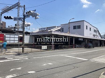 藤井寺駅(近鉄 南大阪線) 徒歩22分。 1740m
