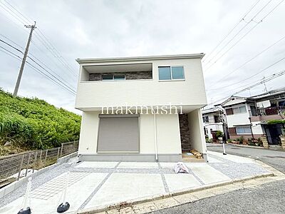 外観:■ZEH水準省エネ住宅■角地■駐車2台可能です■ソファーを配置してもゆとりを感じるLDK18帖■ペニンシュラキッチン採用■全居室2面採光!通風採光を活かした開放的で明るいお家となっております■ 外観:■ZEH水準省エネ住宅■角地■駐車2台可能です■ソファーを配置してもゆとりを感じるLDK18帖■ペニンシュラキッチン採用■全居室2面採光!通風採光を活かした開放的で明るいお家となっております■