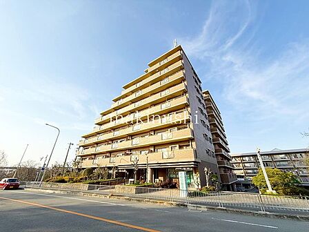 ■室内リフォーム済み■水回り全て新調しました■おしゃれ感度の高い女性を意識したもう一つのナチュラルテイスト。小物や差し色には北欧テイストのアイテムでアクセントを■泉ヶ丘駅徒歩12分■ぜひご覧ください■