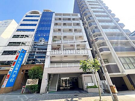 ■R8年8月美装工事完了です■天満橋駅徒歩8分です■お風呂・トイレ・洗面台、3点セパレートタイプの1DK■室内洗濯パン■2口ガスコンロシステムキッチン採用■使い勝手の良い1DKの間取りとなっています■