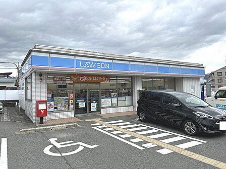 ローソン河内長野三日市駅前店 徒歩13分。 980m