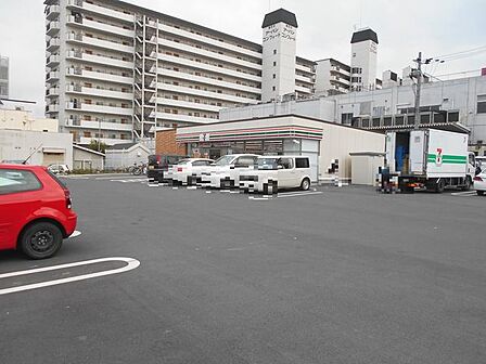 セブンイレブン河内長野南花台店 徒歩31分。 2460m