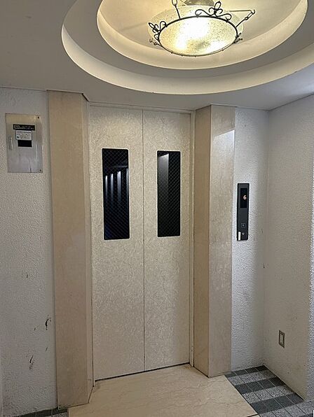 エレベーター