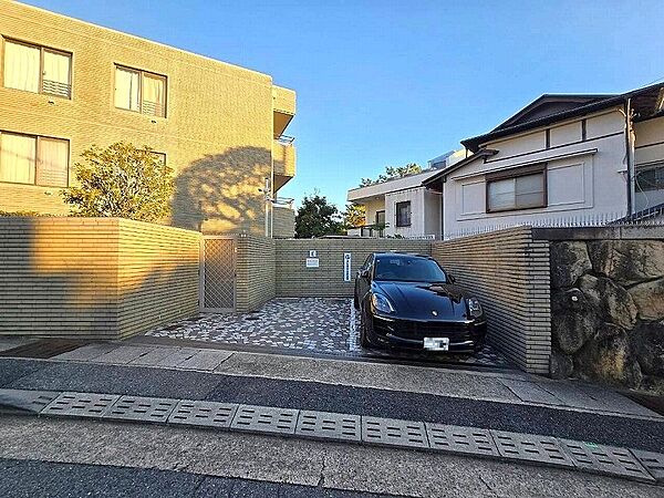 駐車場を拡大表示