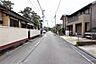 外観：前面道路含む現地写真