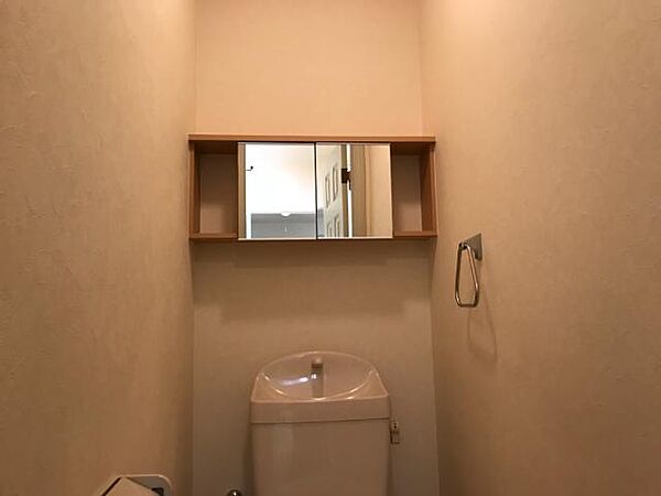 画像22:トイレ内収納