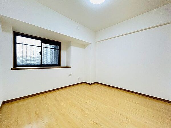 洋室を拡大表示