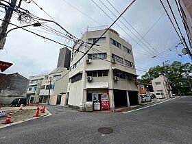 広島県広島市中区西平塚町（賃貸マンション3LDK・4階・70.80㎡） その1