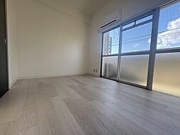 第5シモビル 3階2DKのリビング/ダイニング