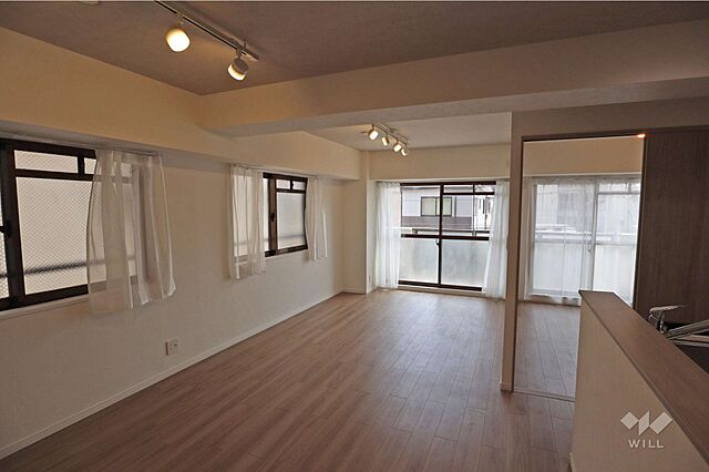 リビング/ダイニング エンゼルハイム大森南 3階/-