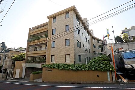 青葉台ロイヤルガーデンの外観(北東側から)