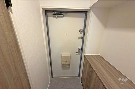 玄関すっきりとした玄関になっています。