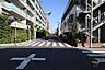その他：敷地南側の前面道路