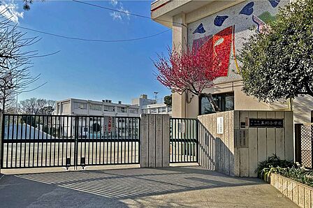 玉川小学校[公立]の外観