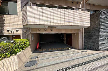 駐車場の出入口