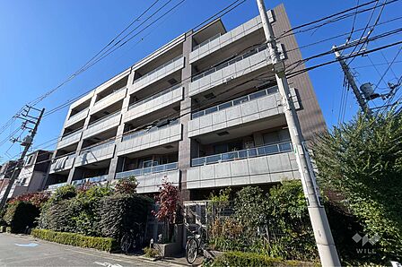 クレッセント新蒲田の外観(南東側から)
