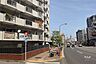 その他：敷地南東側の前面道路（南西側から）