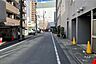 その他：敷地北西側の前面道路