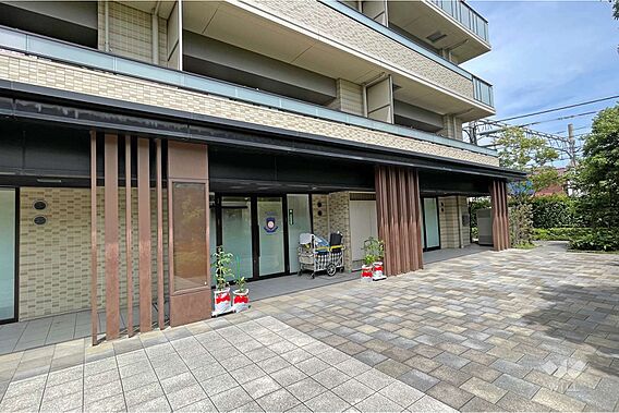 ポピンズナーサ...