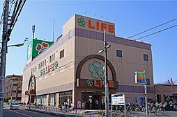 ライフ(経堂店)の外観