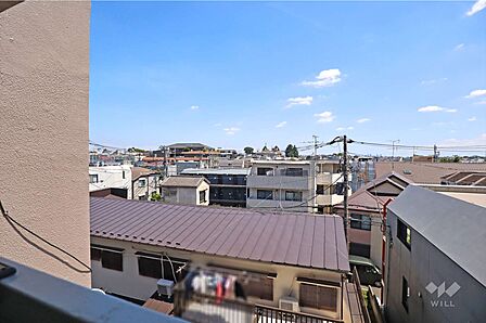 バルコニーからの眺め（東方向）［2026年7月9日撮影］