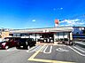 周辺：セブン-イレブン 京阪橋本駅南店まで約290m（徒歩4分）