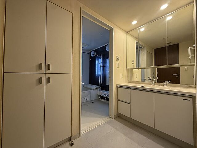 洗面 エクアス津田沼 6階/-