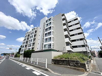 外観:7階建4階部分の中古マンションです! 外観:7階建4階部分の中古マンションです!