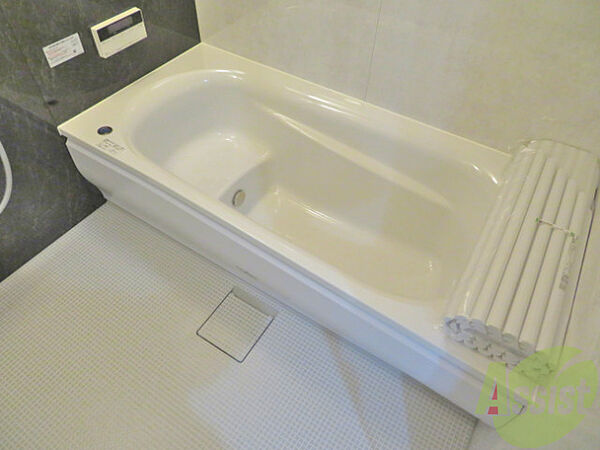 画像4:浴室は、広々としていてきれいです。追い炊きも設置されています