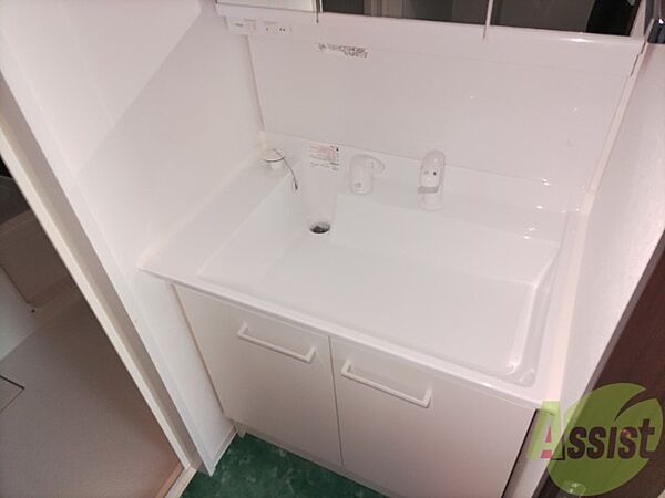 画像15:洗面台は独立洗面台です。毎日の身支度が楽しくなりますね。