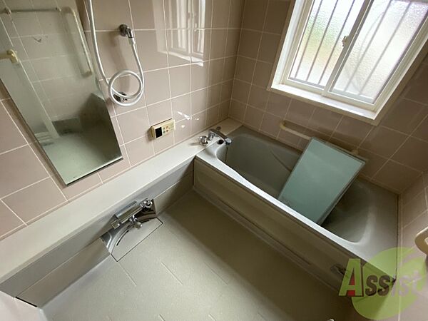 画像4:お風呂は追い焚き機能付きで快適にご利用いただけます。