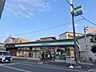 周辺：ファミリーマート　寝屋川池田本町店 300m
