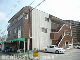 ファミリーハイツK 303 ｜ 兵庫県加古川市米田町平津（賃貸マンション1LDK・3階・43.74㎡） その1