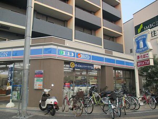 画像28:【コンビニエンスストア】ローソン　川西小花1丁目店まで186ｍ