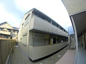 フロントハウスA棟  ｜ 兵庫県川西市南花屋敷4丁目（賃貸アパート1R・1階・23.37㎡） その1