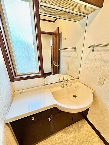 洗面 町田市三輪緑山2丁目12-22