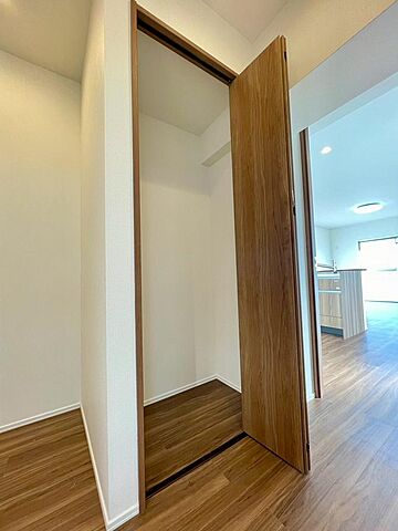 収納 多摩ニュータウン貝取3号棟 10階/1003号室