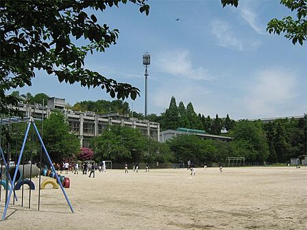 枚方市立さだ東小学校（780m）
