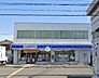 周辺：ローソン 枚方南中振二丁目店（374m）