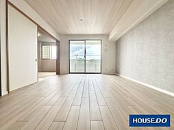 サンデュエル中山 3SLDKのリビング/ダイニング