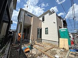 草加市青柳　南公道に面する　2台並列駐車　採光良好な新築住宅