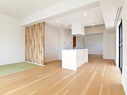 宇都宮芳賀ライトレール線 宇都宮駅東口駅 徒歩7分の賃貸マンション 3階1SLDKのリビング/ダイニング