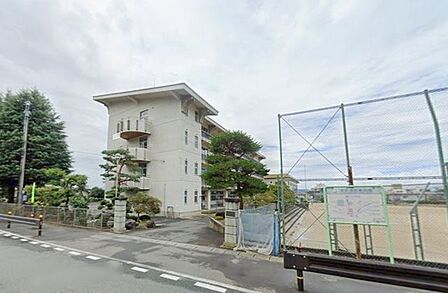 山形市立第八小学校 徒歩7分。 530m