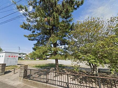 富沢二丁目公園 徒歩7分。 500m