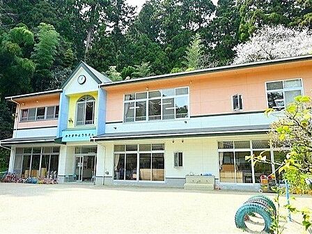 おたまや幼稚園 徒歩8分。 600m