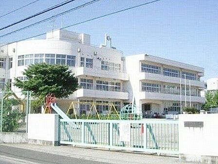 財団法人広南会広南病院 徒歩11分。 750m
