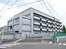 周辺：仙台市立新田小学校 徒歩1分。 75m