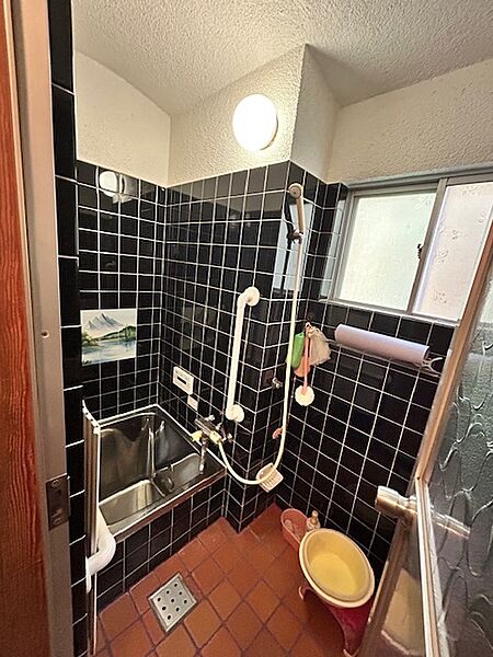 浴室を拡大表示