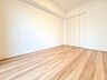 室内：ここは誰のお部屋にしましょうね  