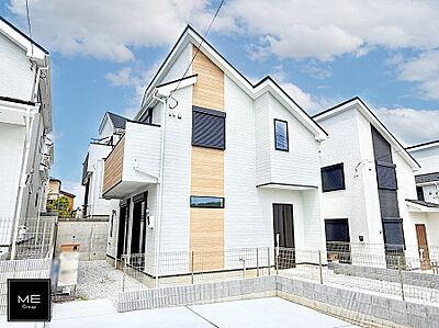 外観:2号棟 ■暮らしを彩る充実した設備仕様が備わった住まい 外観:2号棟 ■暮らしを彩る充実した設備仕様が備わった住まい